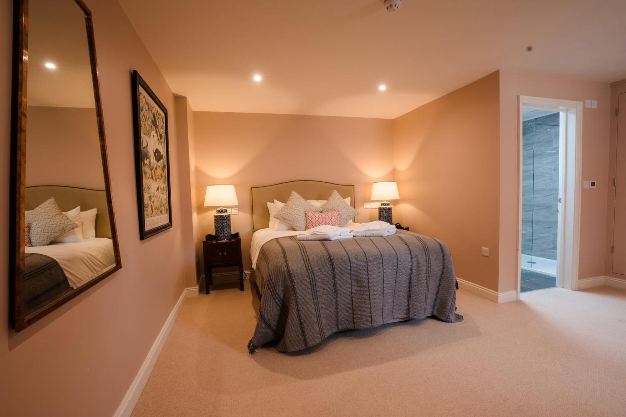 Bed and Breakfast The Loddon Swan Экстерьер фото