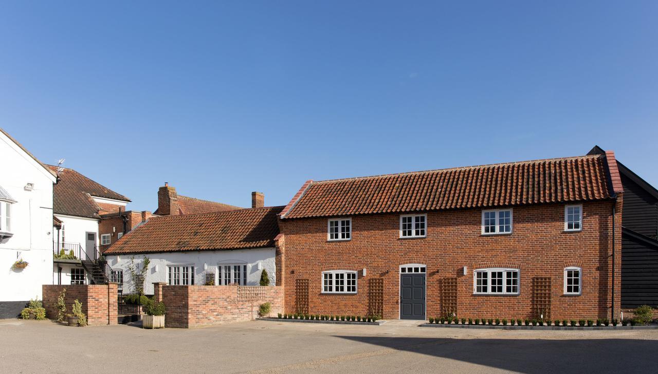 Bed and Breakfast The Loddon Swan Экстерьер фото